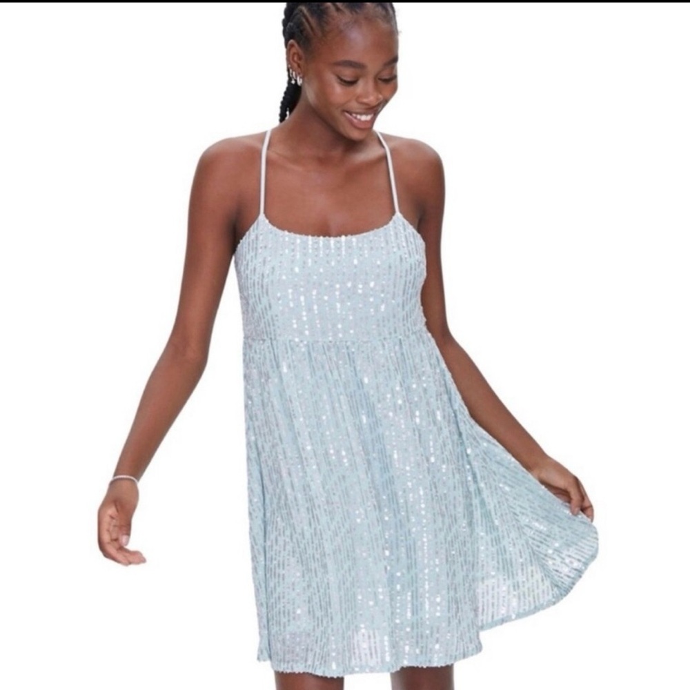 Forever 21 Dress Sz L Sequins Woven Lined Formal Spaghetti Straps